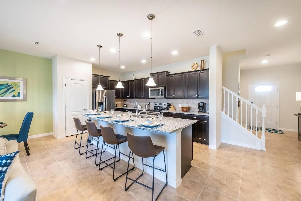 Apartment 4 Bedroooms Pool Windsor At Westside *