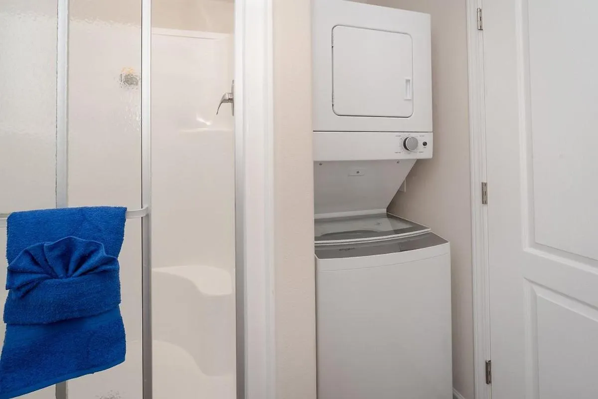Cozy Tiny Near World & Orlando Parks! Holiday home *