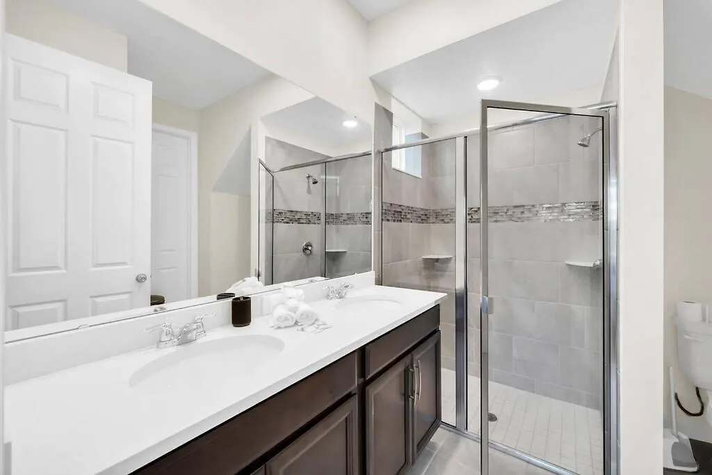 Luxury And Comfortable Space For Your Vacations *