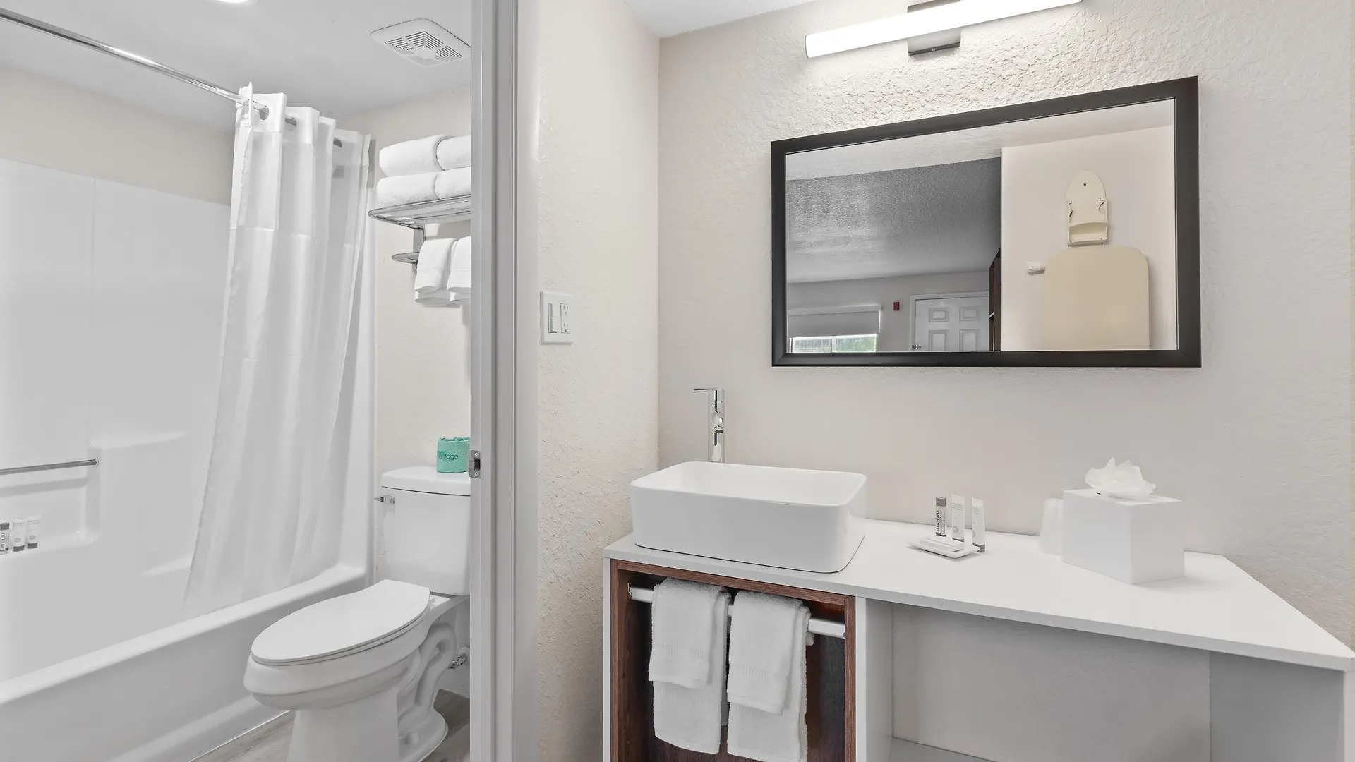 Hotel Developer Highway, A Howard Johnson By Wyndham 3*