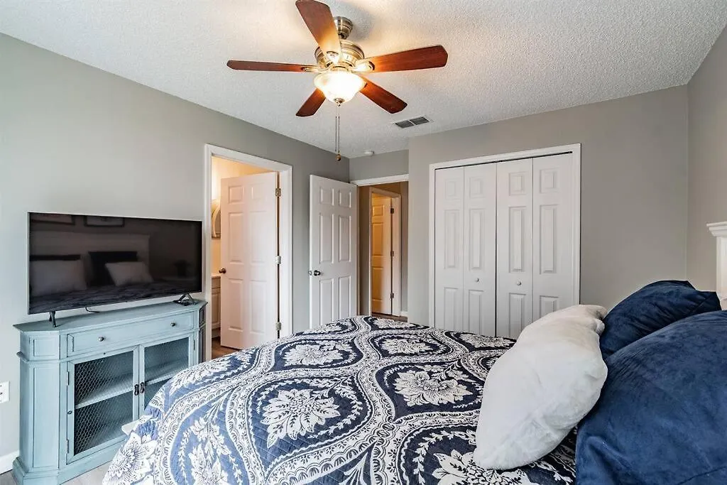 Charming & Cozy Townhouse Area - Berkley Holiday home