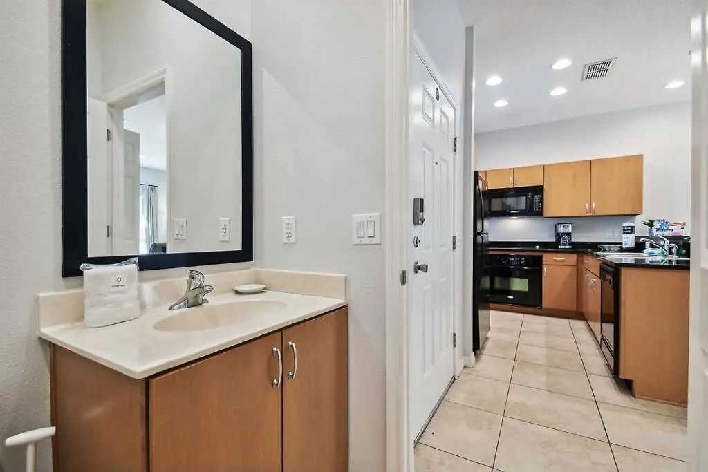 Small&comfy Private/jacuzzi Near Fiber Internet *