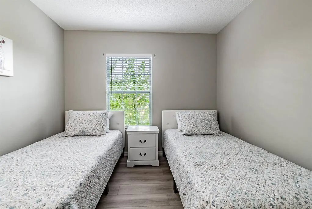 Charming & Cozy Townhouse Area - Berkley Holiday home