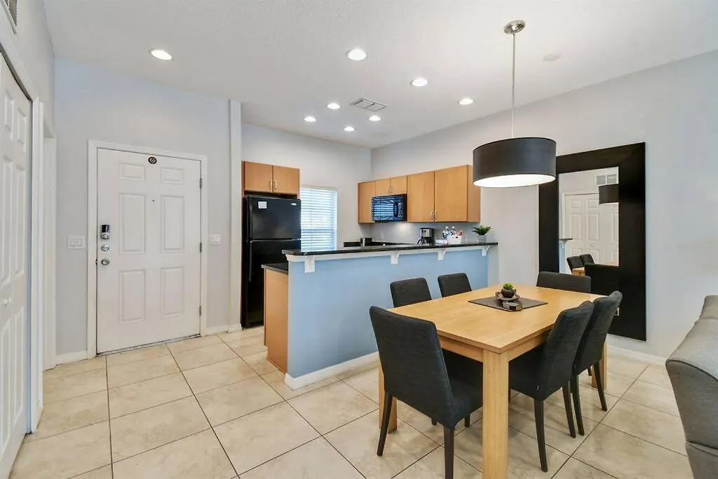 Small&comfy Private/jacuzzi Near Fiber Internet