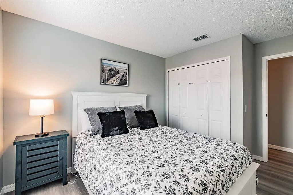 Charming & Cozy Townhouse Area - Berkley Holiday home