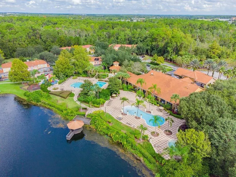 Elegant Pool House - Disney-no Carpet/fiber 500mb *
