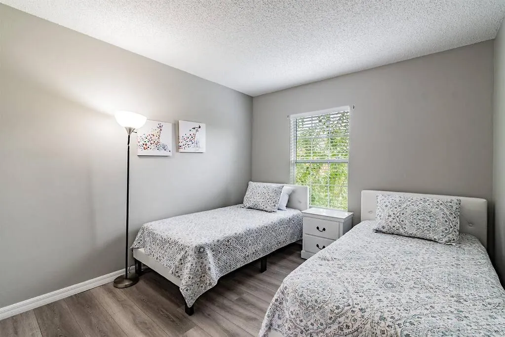 Charming & Cozy Townhouse Area - Berkley