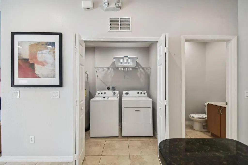 Small&comfy Private/jacuzzi Near Fiber Internet Holiday home *