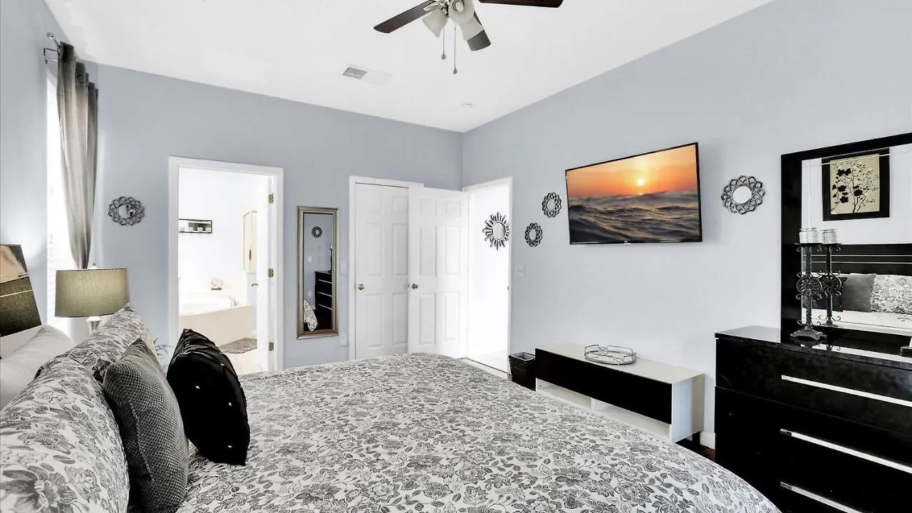 Emerald Island - 7 Bed 55 Baths