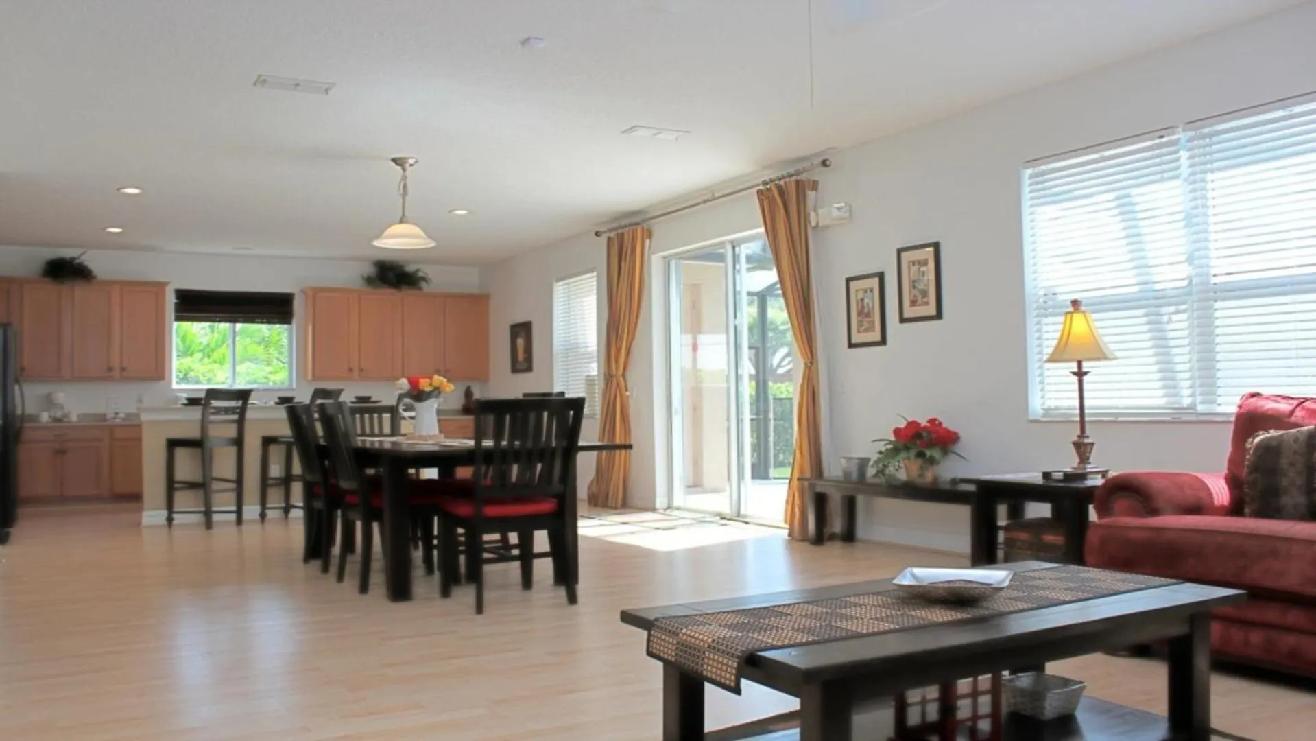 5br 45ba At Somerset *