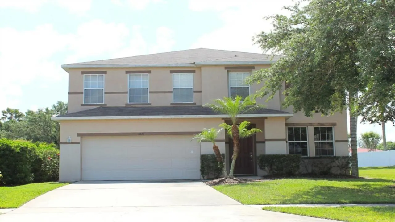 Villa 5br 45ba At Somerset
