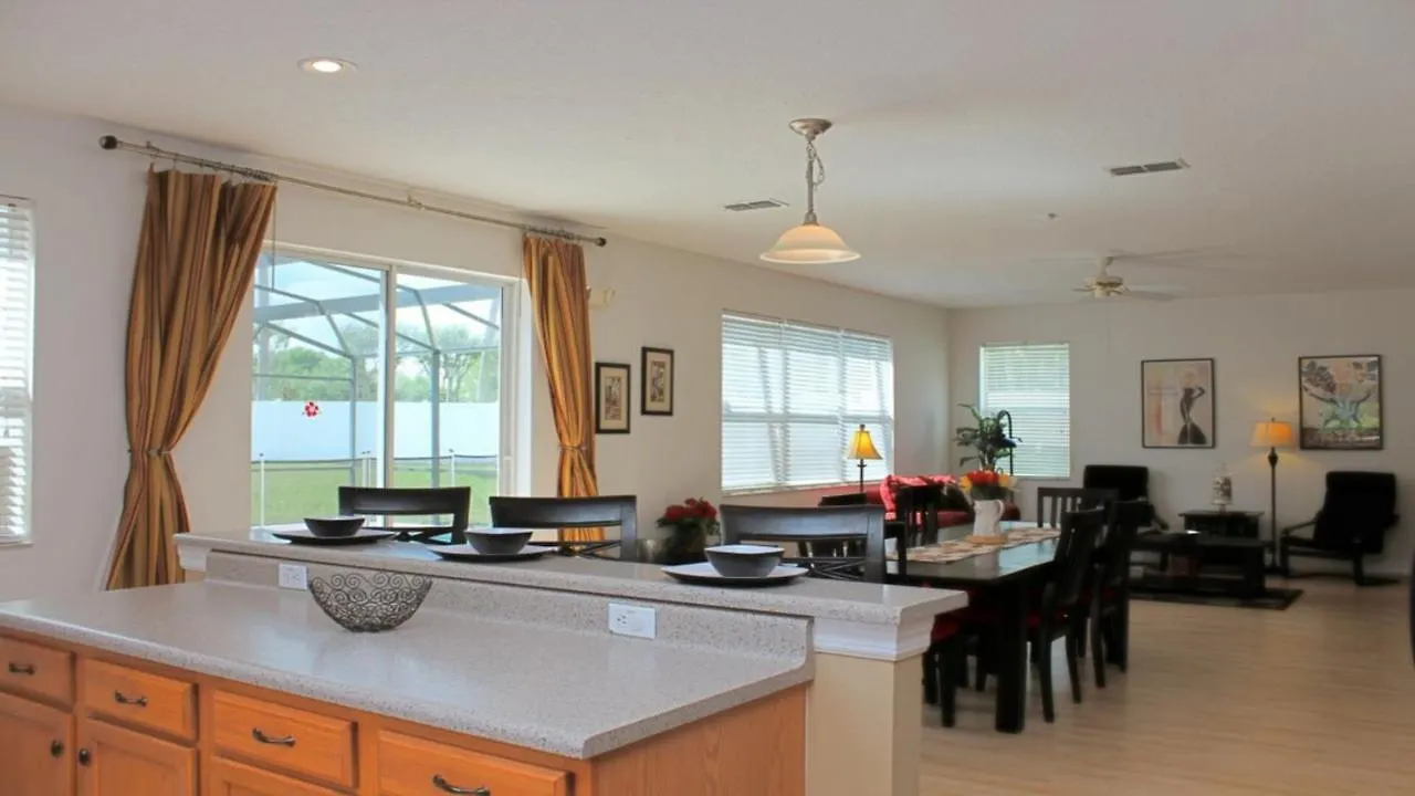 5br 45ba At Somerset Kissimmee