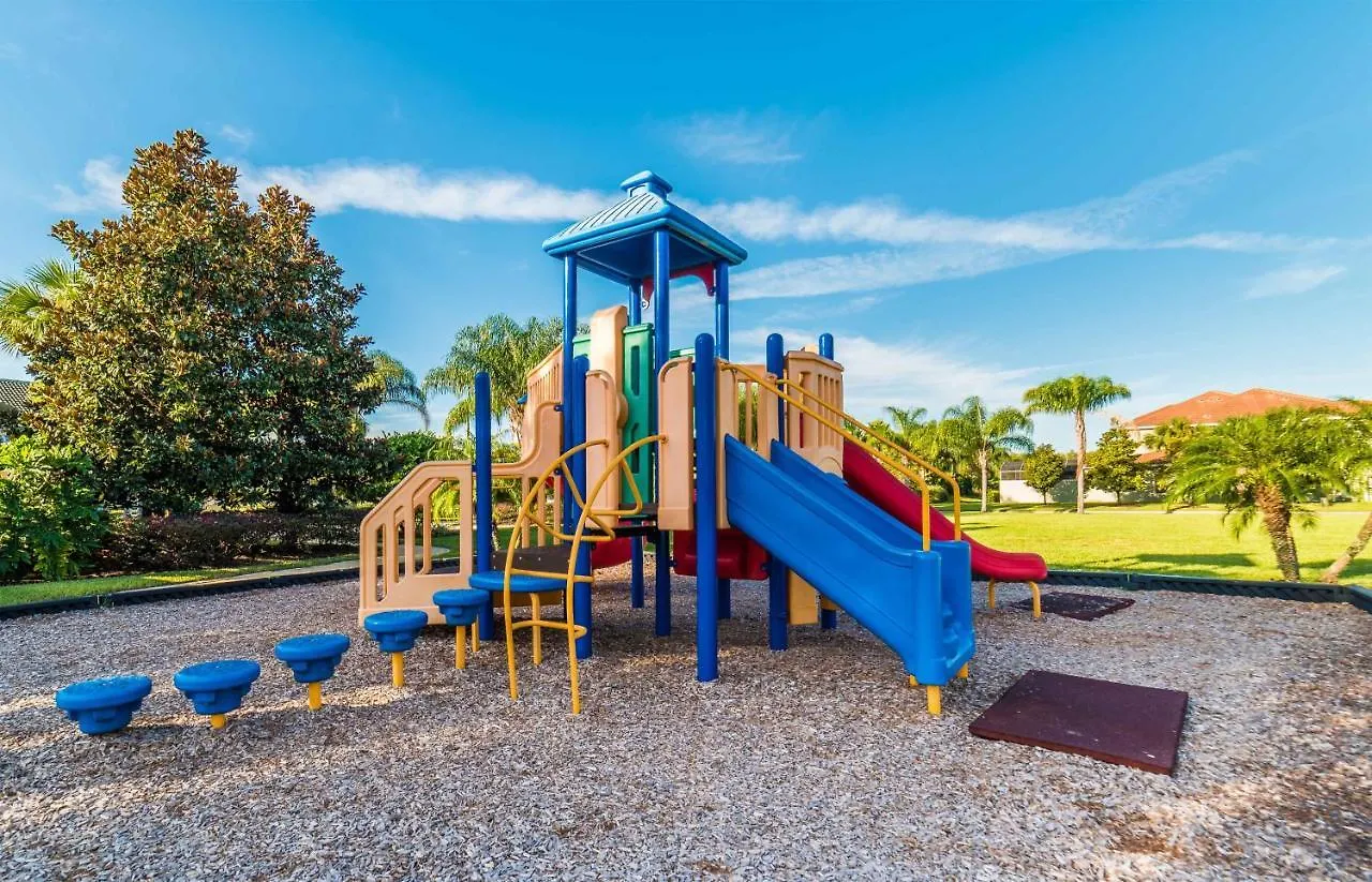 Paradise Palms - 4 Bed 3 Baths Kissimmee