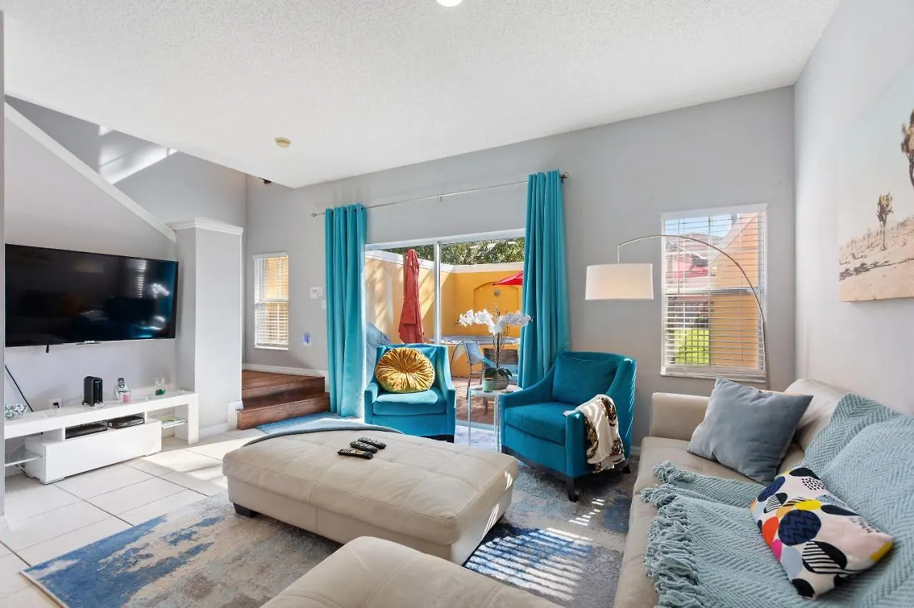 Serene At Terra By Shine 111 Townhouse *