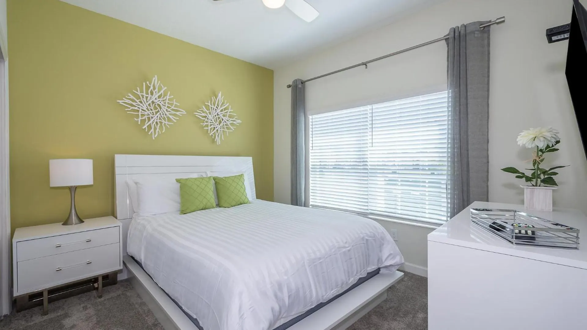 4975an Townhouse 5 Bedrooms & 4 Bathrooms + Pool Holiday home