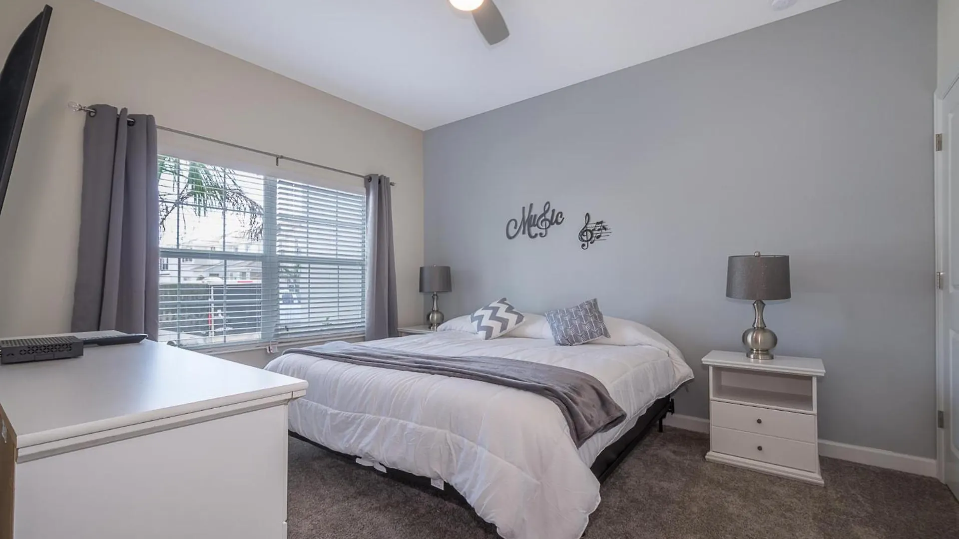 4834bv Townhouse 4 Bedrooms & 3 Bathrooms + Pool Kissimmee