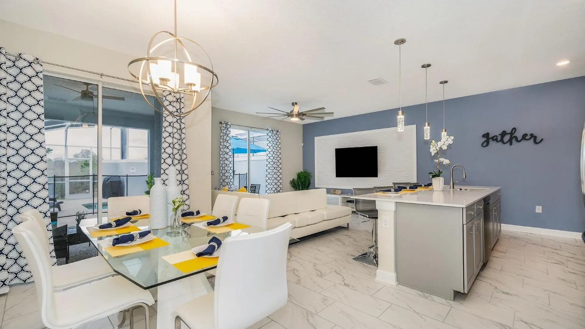 8947ar Townhouse 4 Bedrooms & 3 Bathrooms + Pool Kissimmee