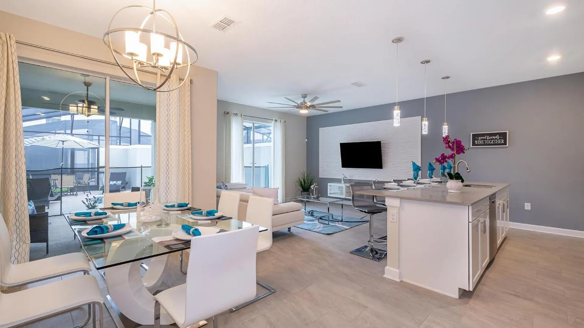 4819ja Townhouse 4 Bedrooms & 3 Bathrooms + Pool *