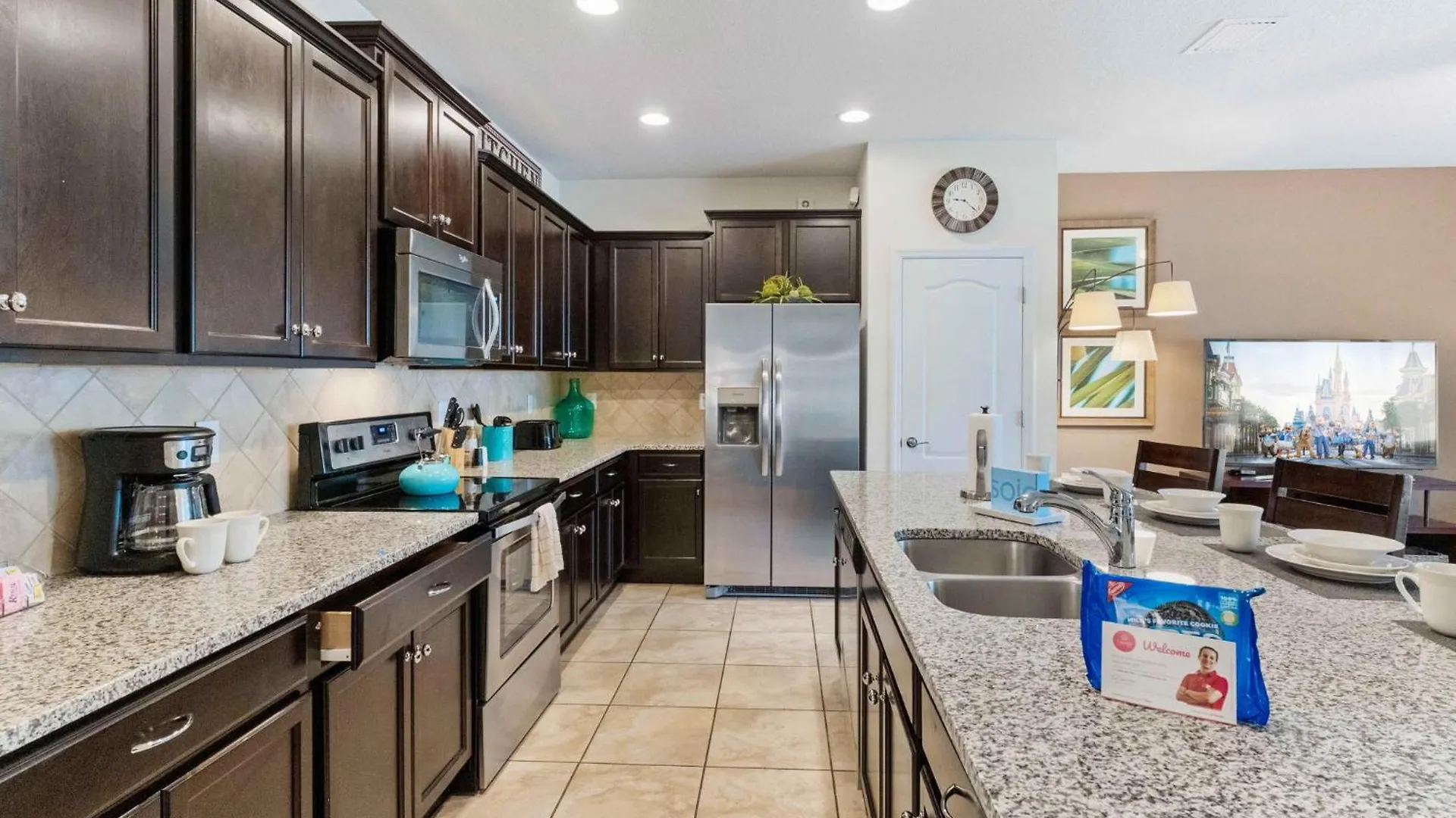 Townhome With Private Pool, Bbq & Free Waterpark Holiday home *