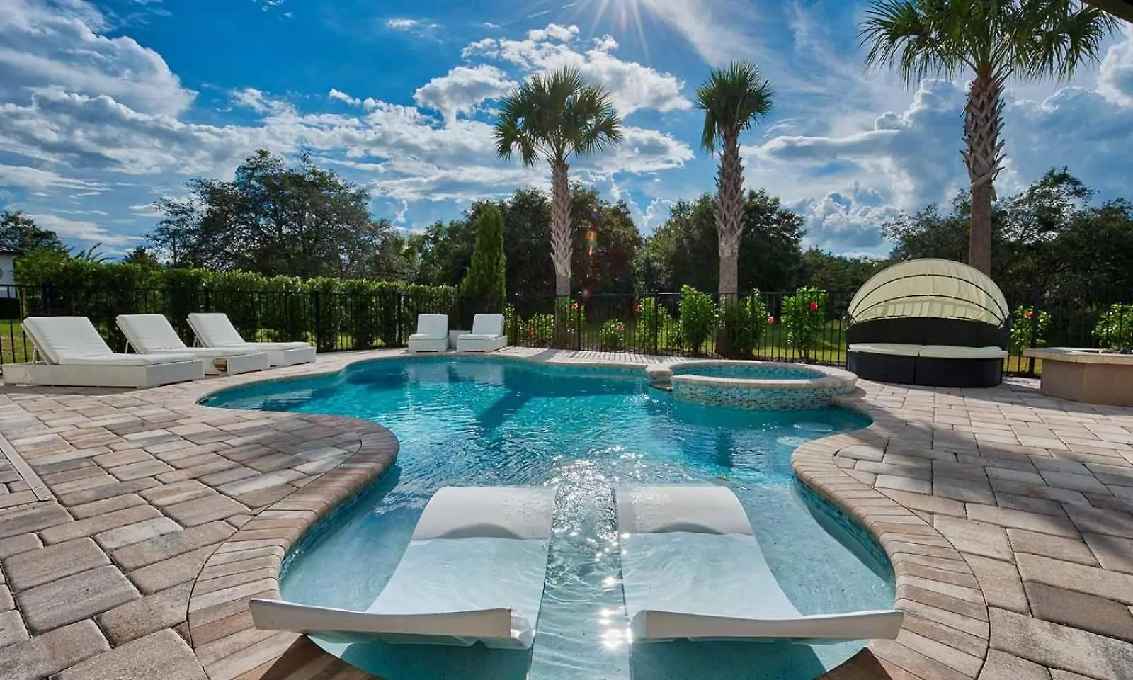 Luxury 6 Bdrm Retreat With Gaming Loft Area At Reunion Kissimmee