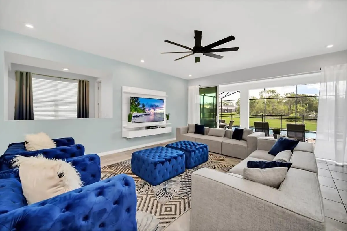 Luxury South Facing Pool No Rear Neighbors Themed Theatre & Game #8so8956 Kissimmee