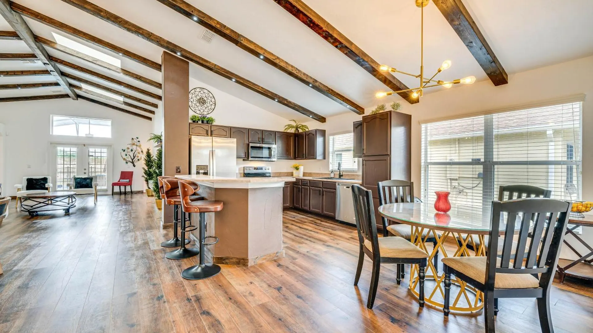 Renovated Kissimmee - 10 Mi To Springs *