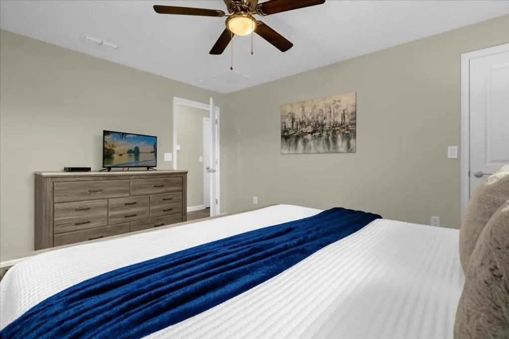 5 Bedroom- 5 Bathroom Storey 4901 Wa Holiday home Kissimmee