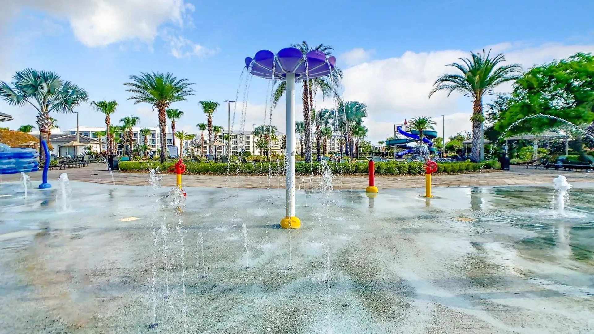 Peaceful 4br Th With Waterpark & Private Pool Kissimmee