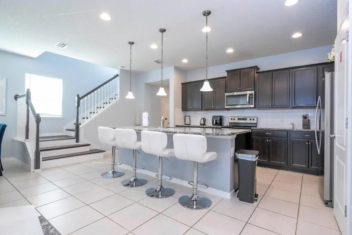 2405 Amazing 5bd Townhome For Your Vacation