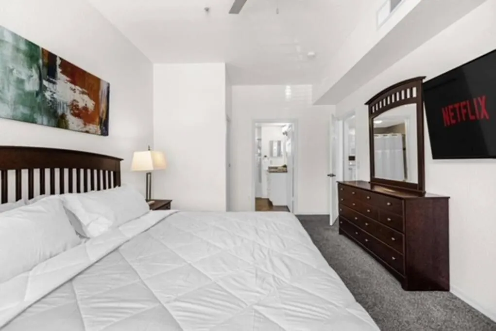Holiday home Away From Near Disney! *