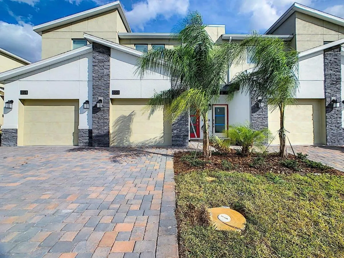 Holiday home Comfy 3br With Game & 2 Clubhouses