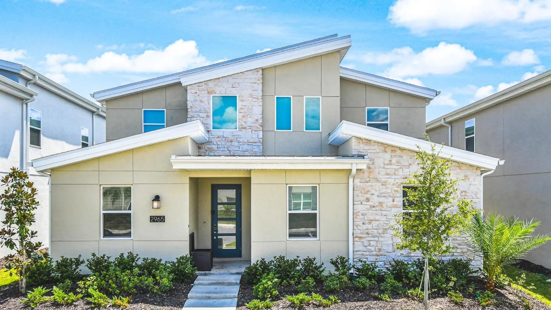 Elegant Retreat With Private & Pool