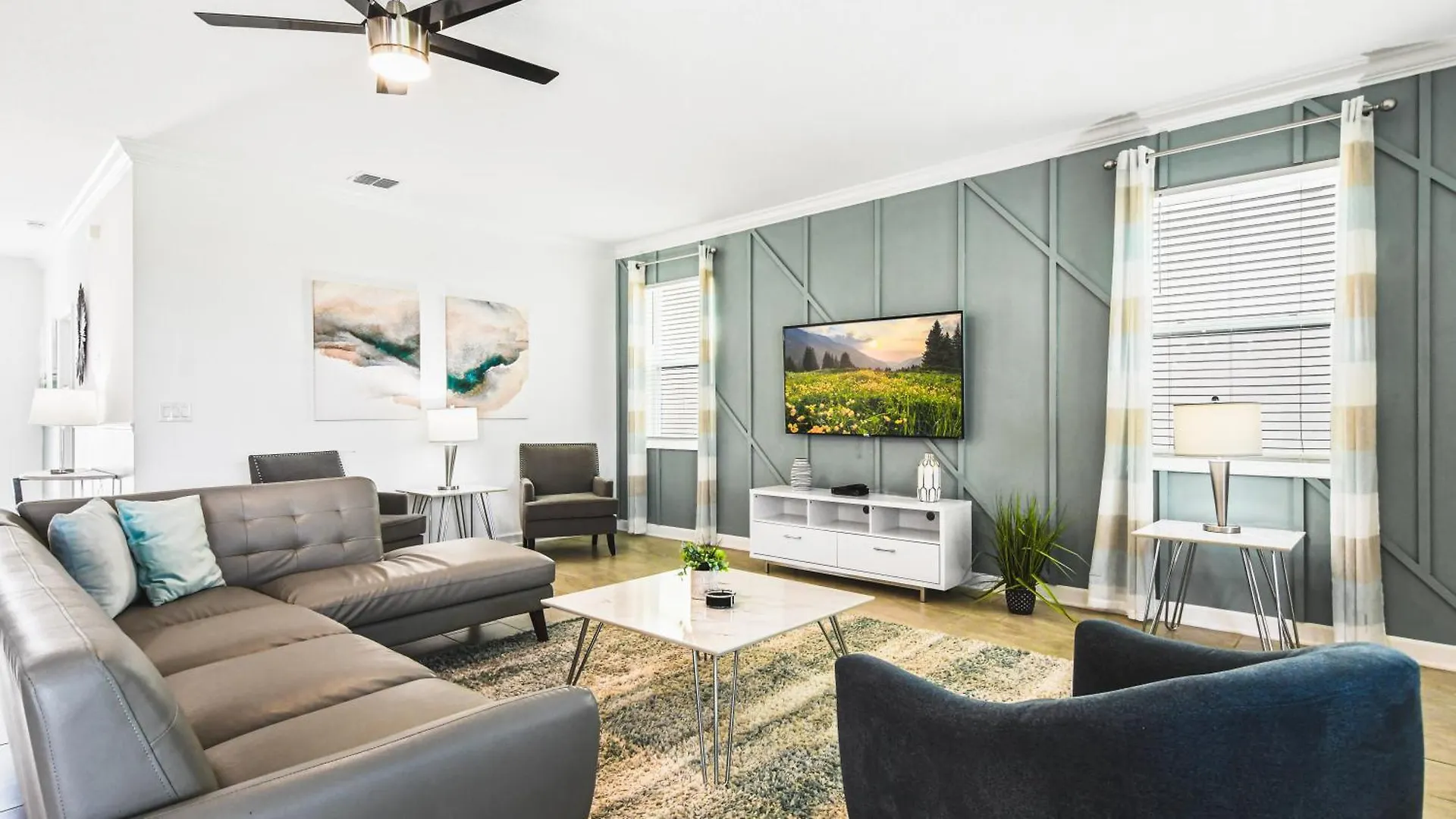 Disney-themed Oasis With Private Pool &