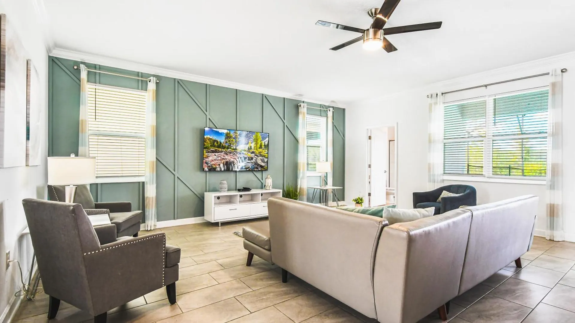 Disney-themed Oasis With Private Pool &