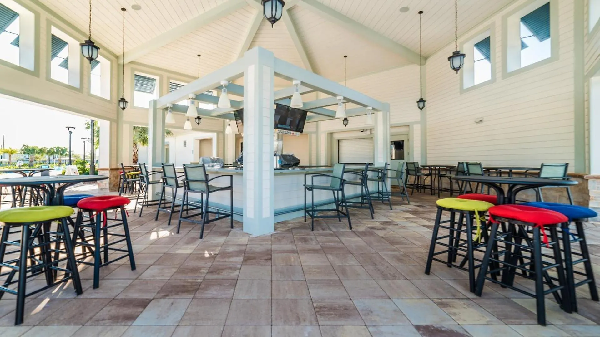 Elegant Retreat With Private & Pool Kissimmee