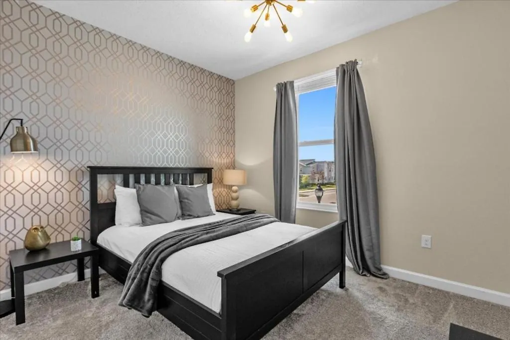 6 Bedrooms- 5 Bathrooms- Storey 2809 Bd Holiday home Kissimmee