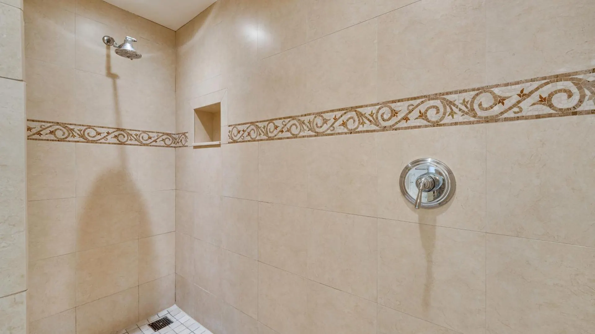 Apartment Reunion With Pools - Near Disney! *