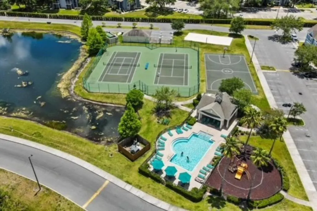 Away From Near Disney! Kissimmee