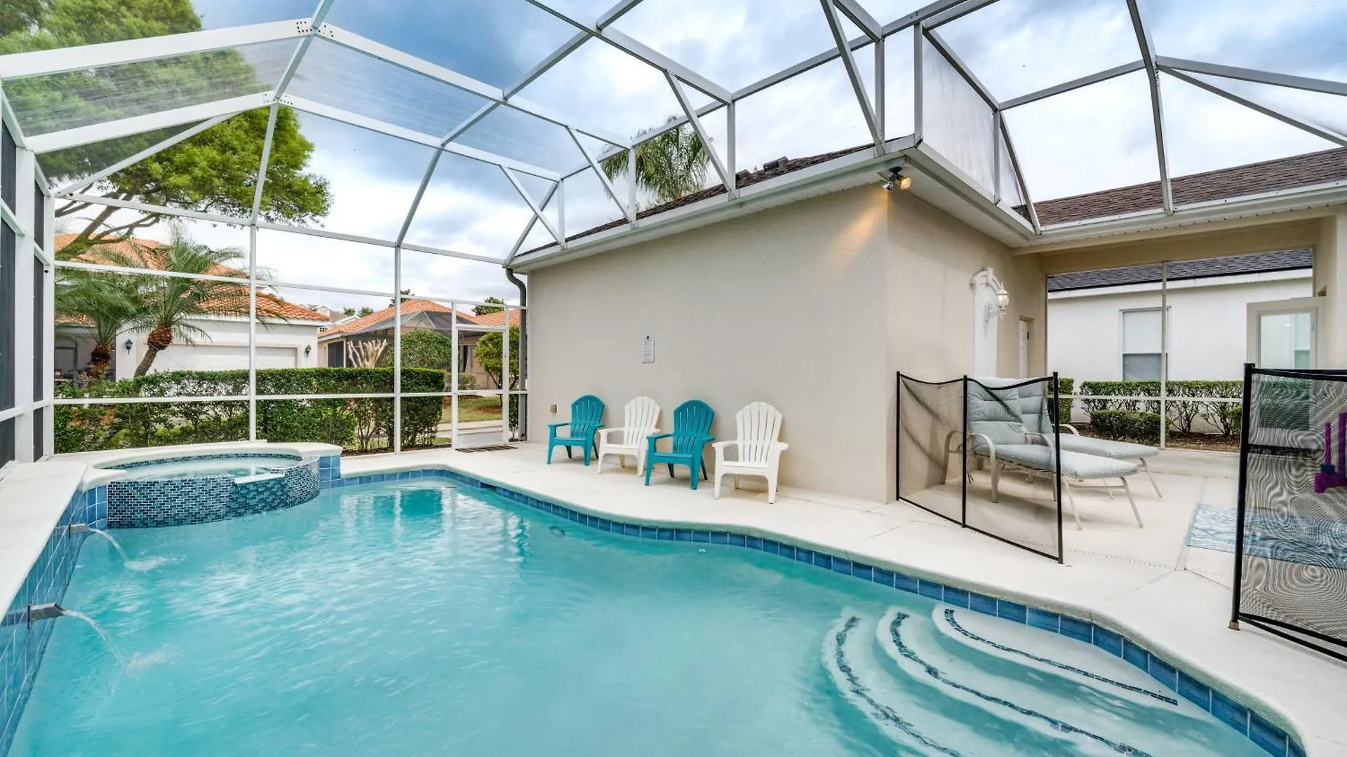 Sunshine Reunion Pool, 9 Mi To Park *