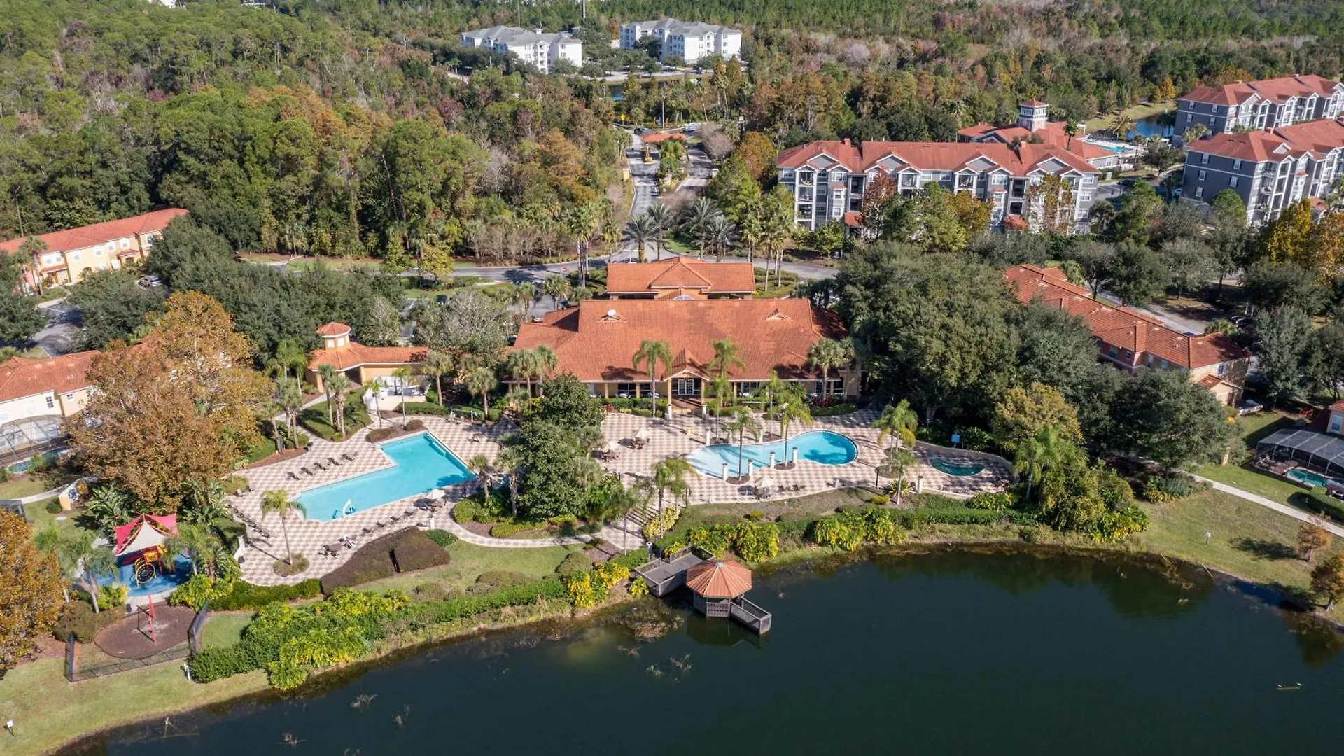 Beautiful Newly Renovated Private Hottub 3bed 3013 *