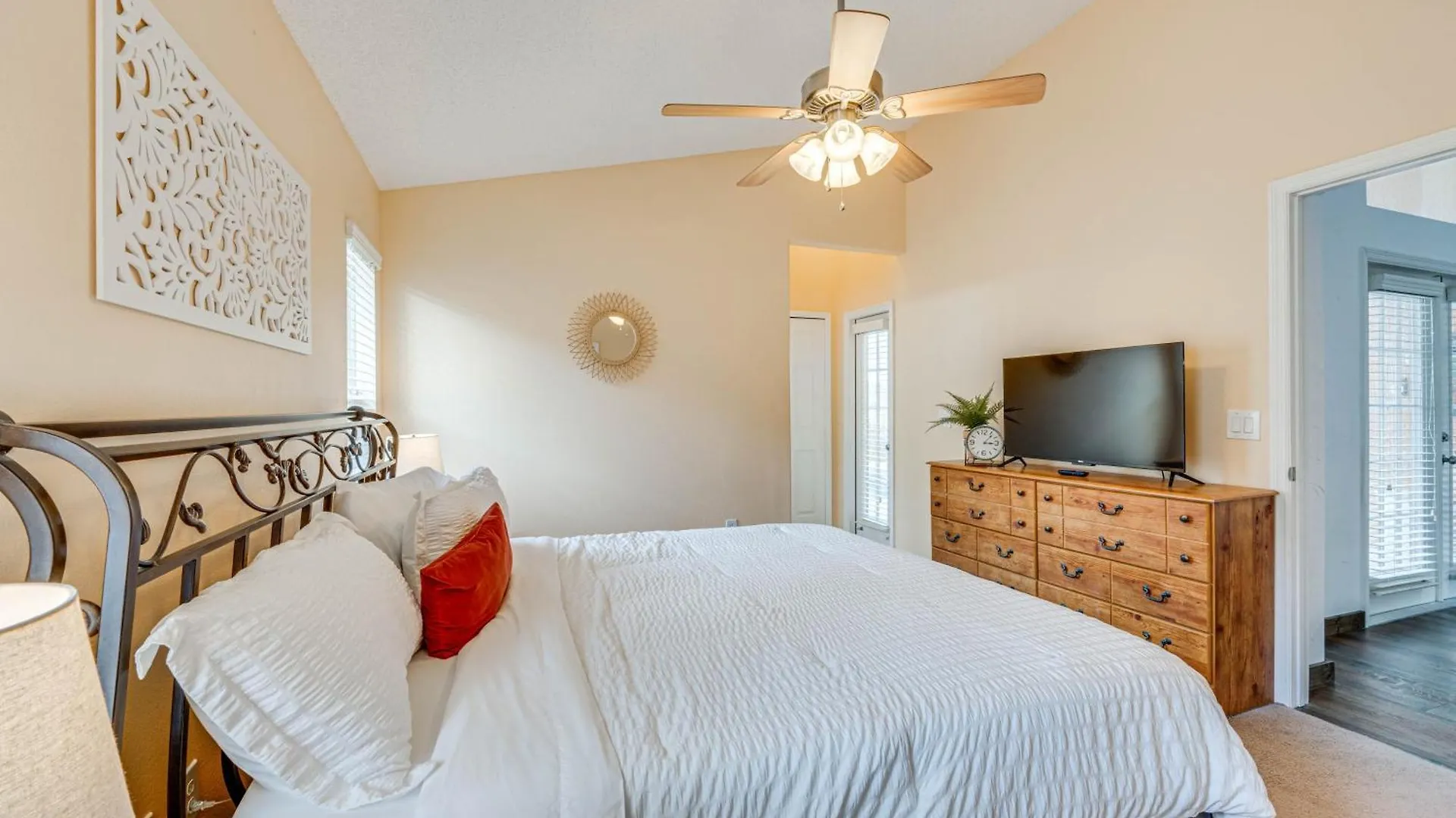 Holiday home Renovated Kissimmee - 10 Mi To Springs