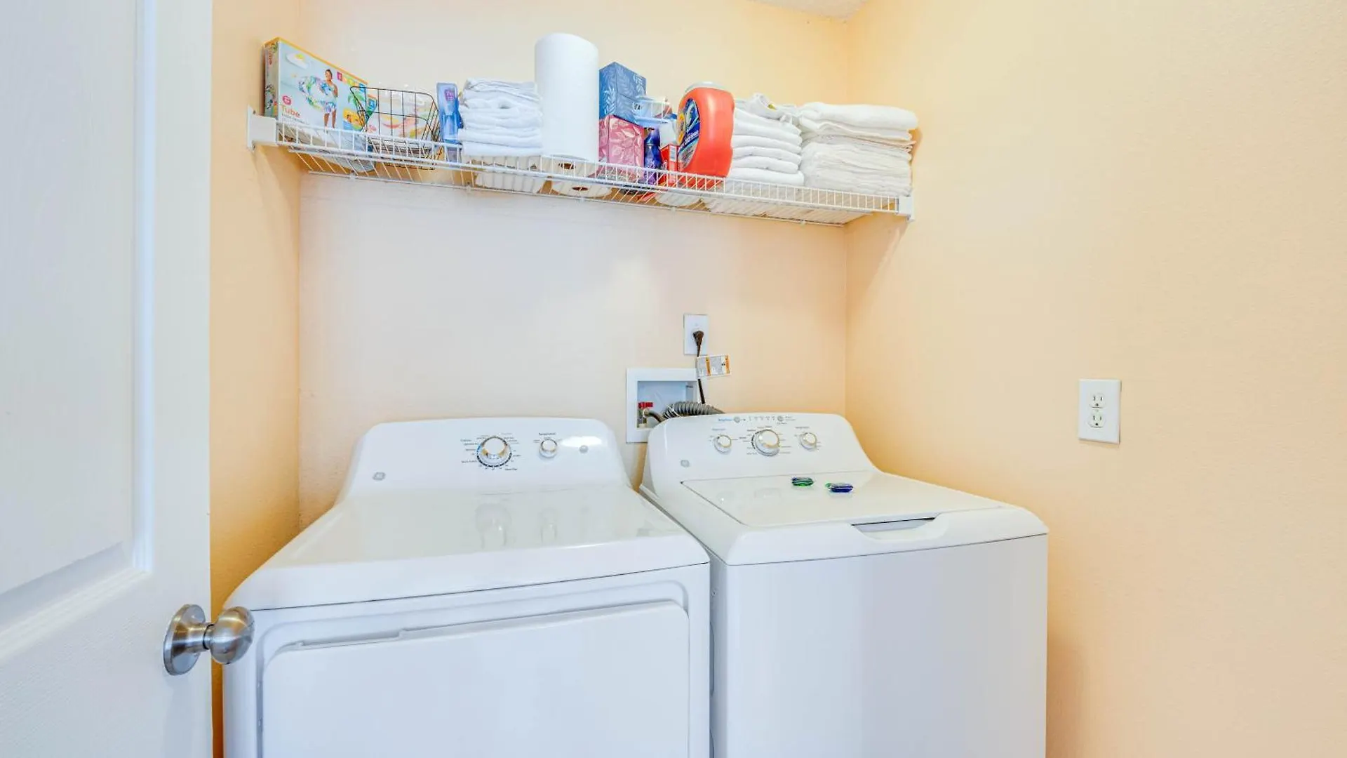 Renovated Kissimmee - 10 Mi To Springs Holiday home Four Corners