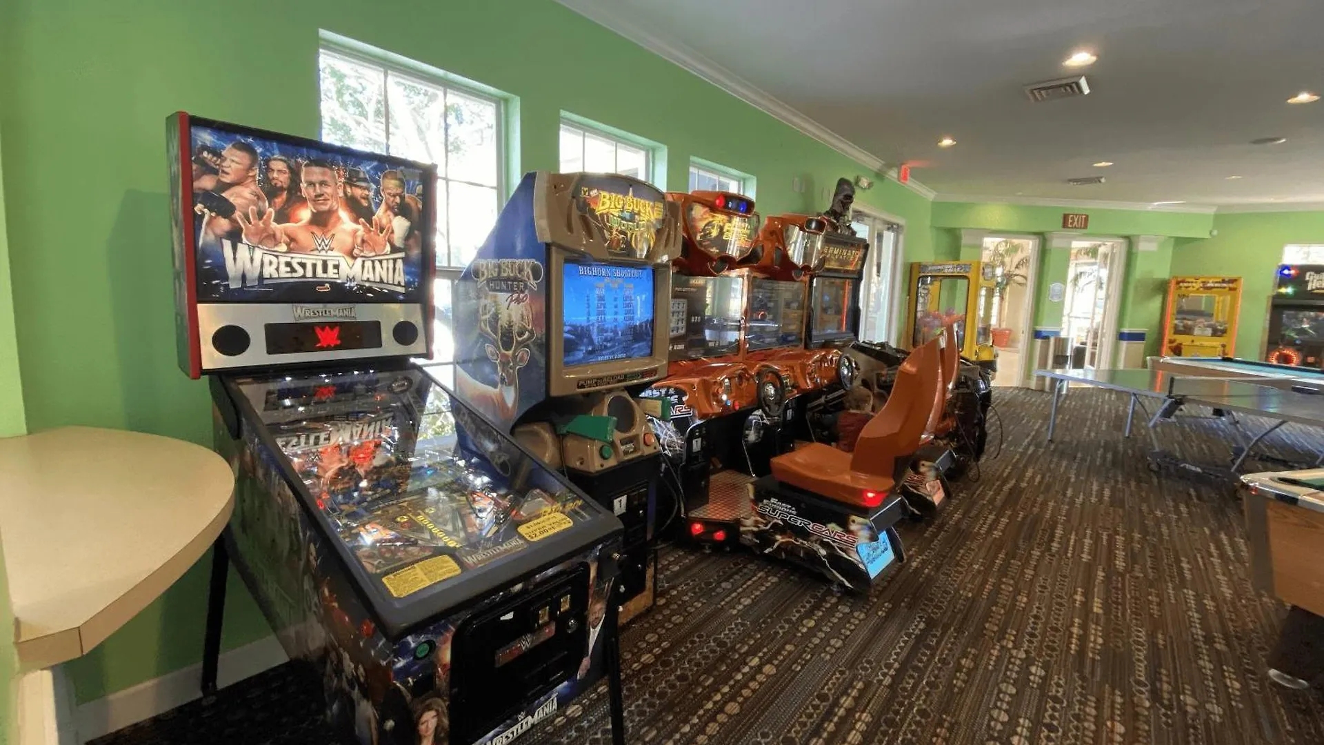 You Resort Na Disney, Piscina, Diversao, Jogos, Basquete, Quadra De Tenis