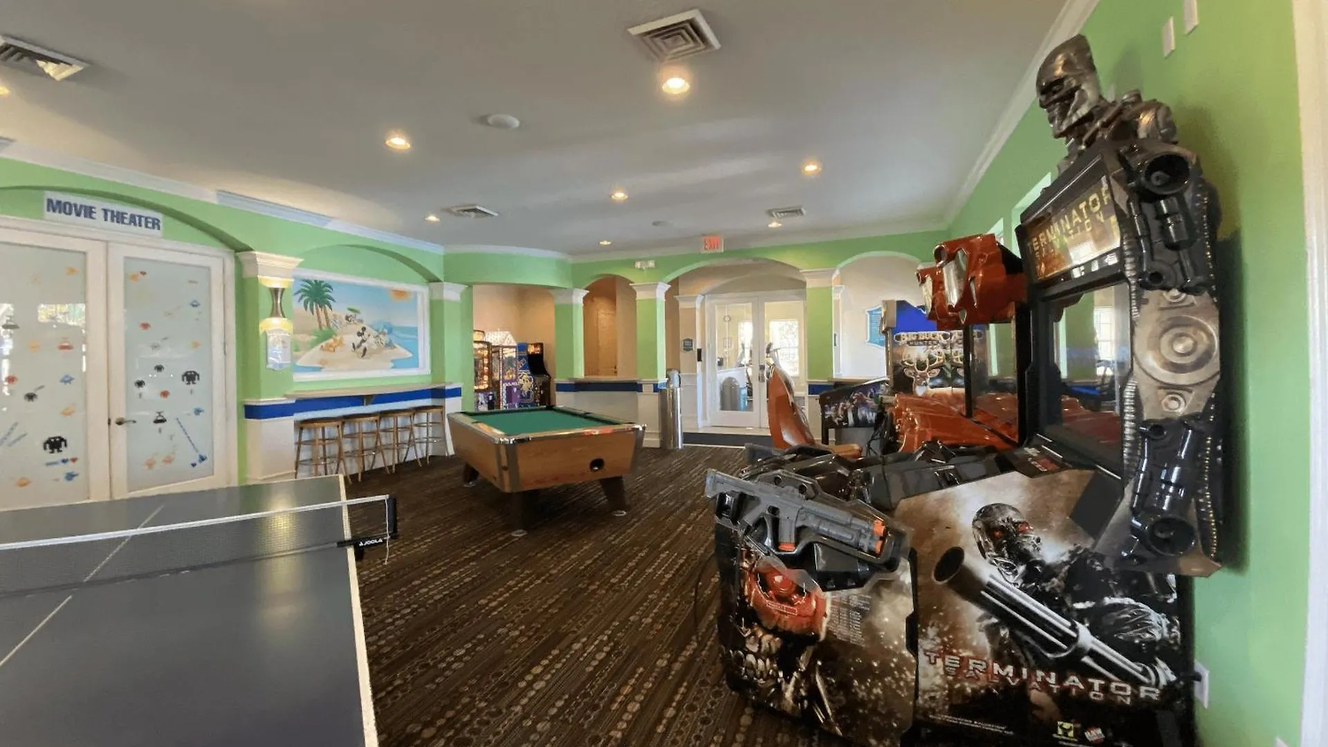 You Resort Na Disney, Piscina, Diversao, Jogos, Basquete, Quadra De Tenis