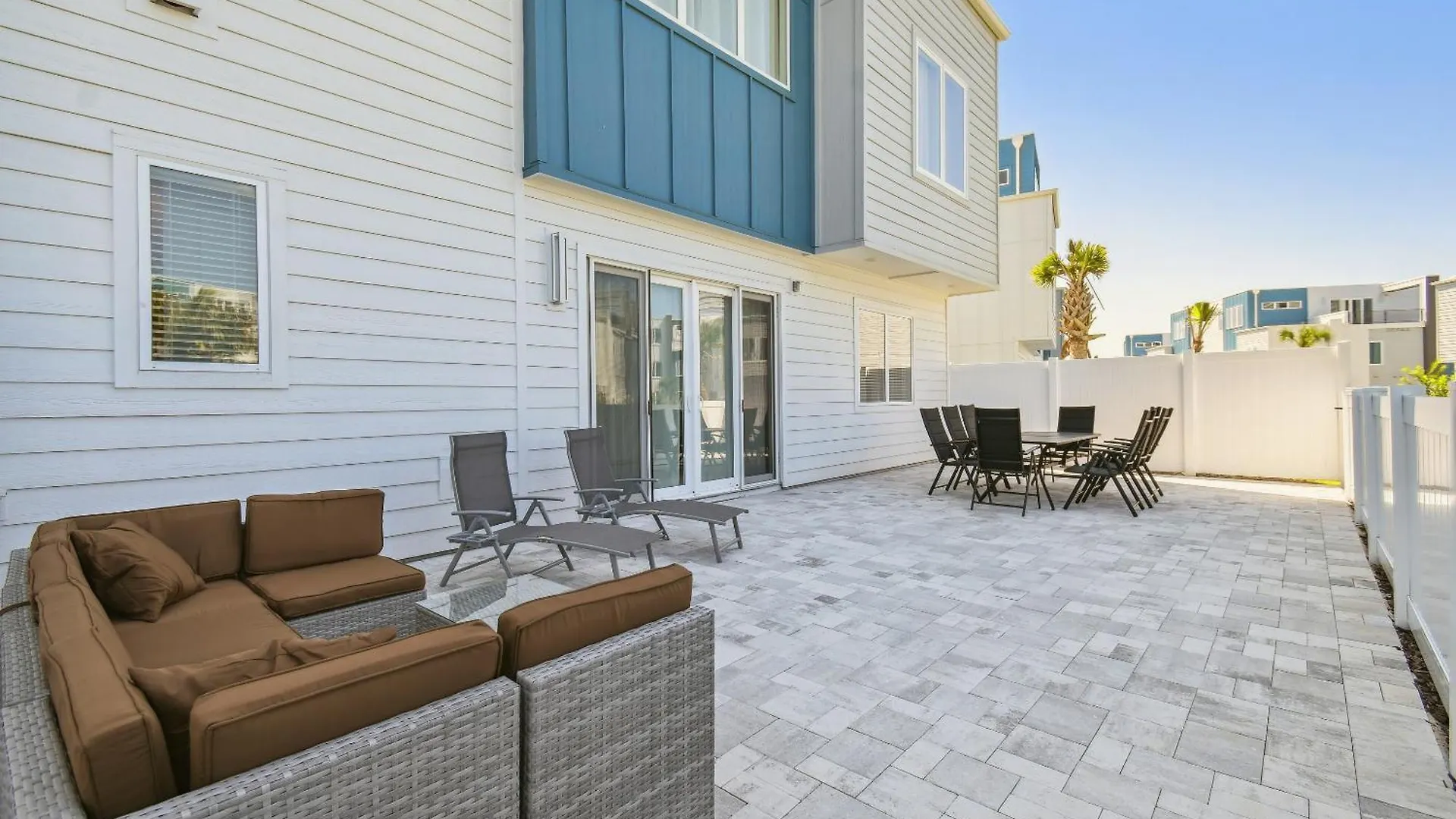 Stunning New Close To World Apartment Kissimmee