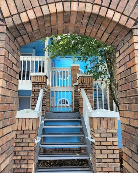 Happy Place, Magical Location Apartment *