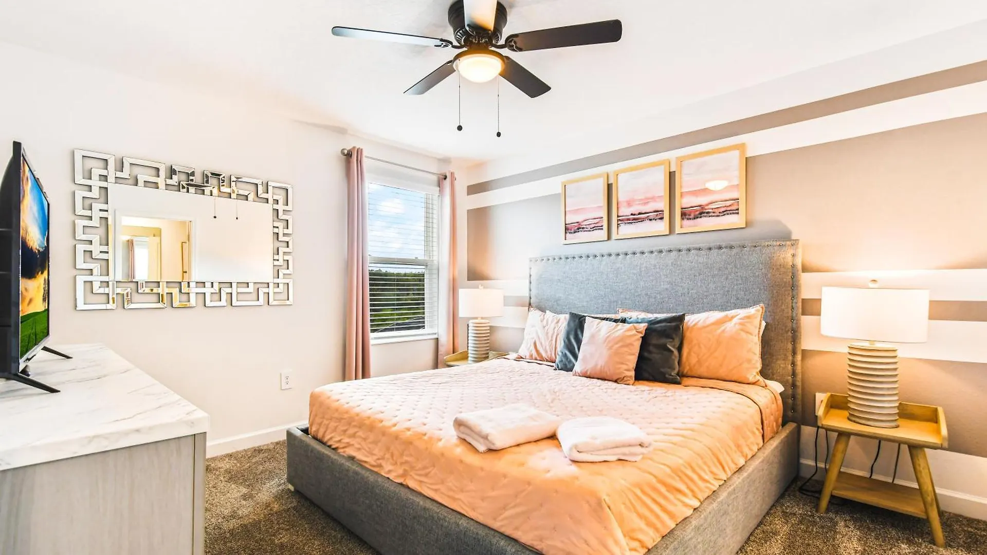 Elegant Retreat With Private & Pool Kissimmee