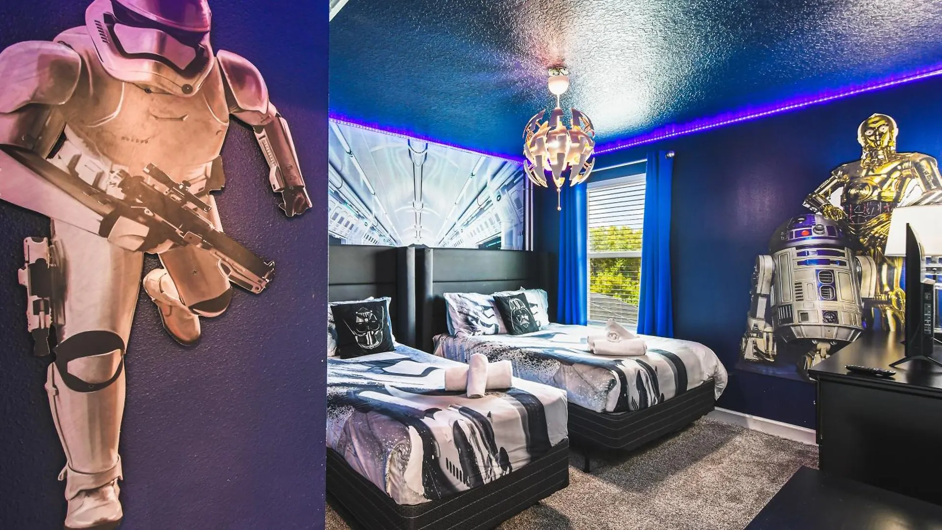 Disney-themed Oasis With Private Pool & *