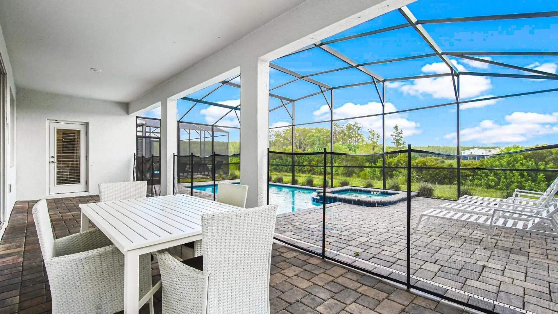 Holiday home Disney-themed Oasis With Private Pool &