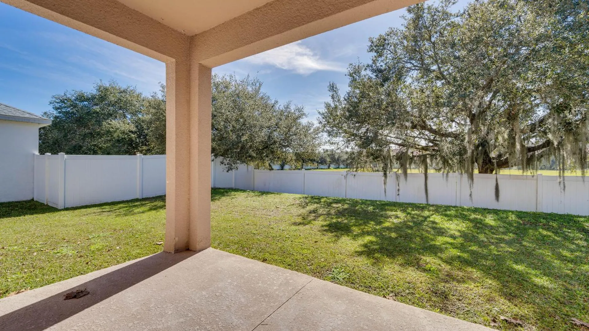 Elegant And Spacious Vacation Home! *